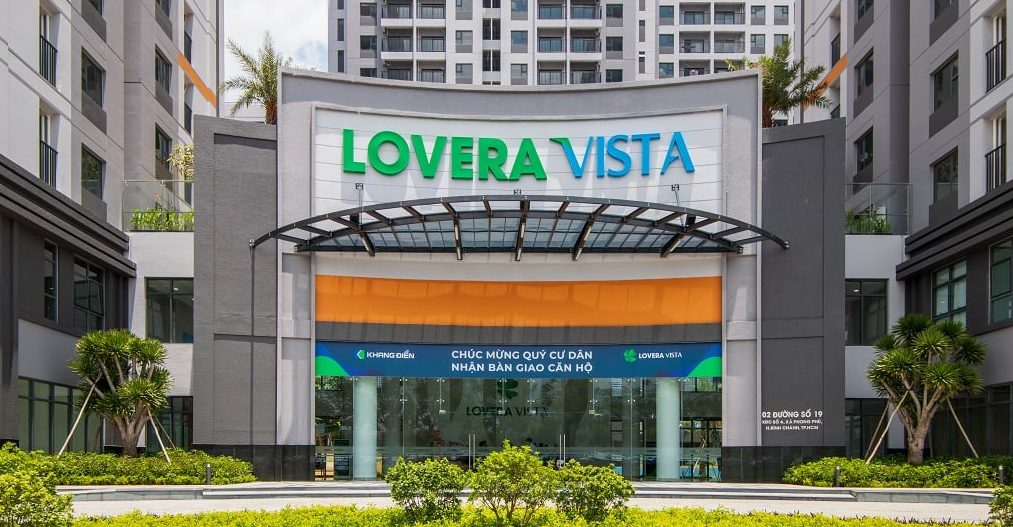 Khang Điền bàn giao sổ hồng cho cư dân dự án Lovera Vista